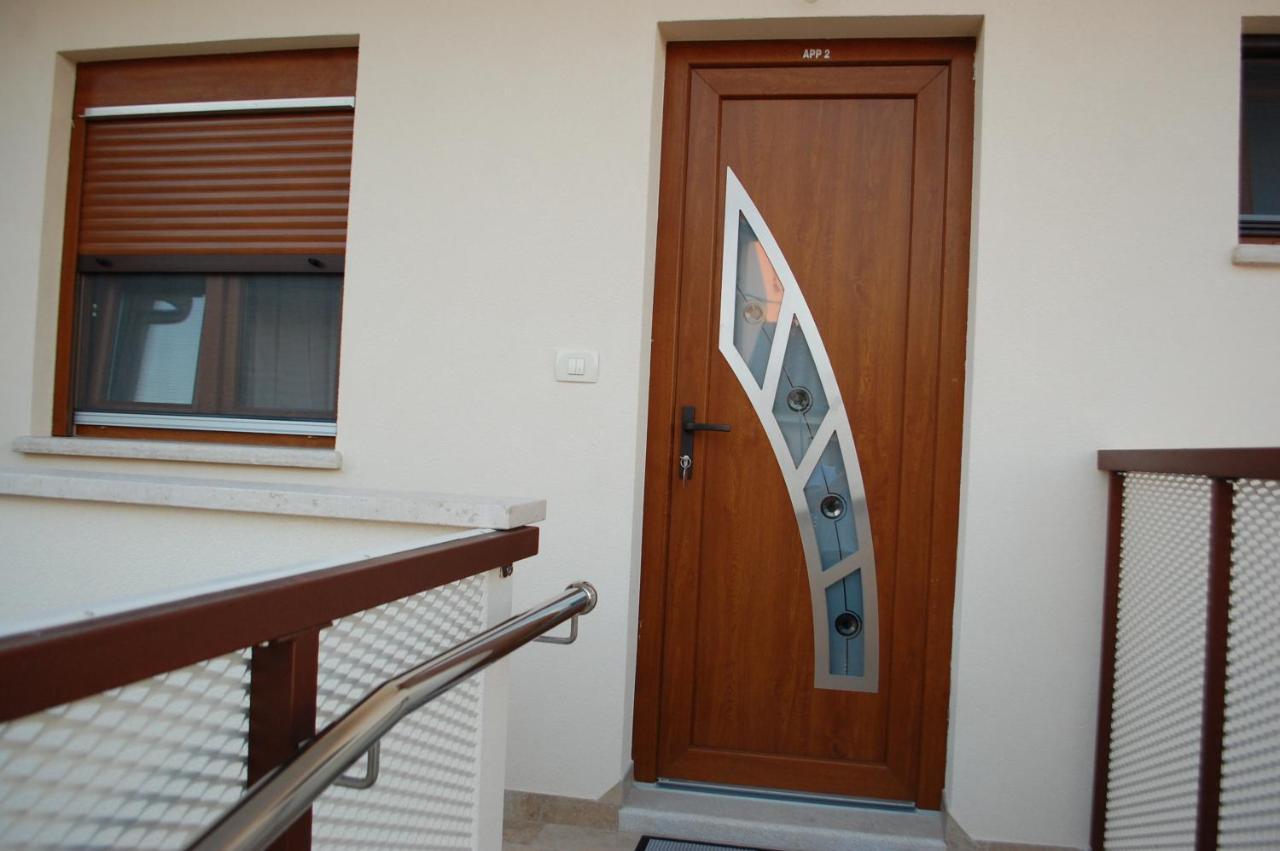 Apartmani Diana Novigrad Istria Esterno foto