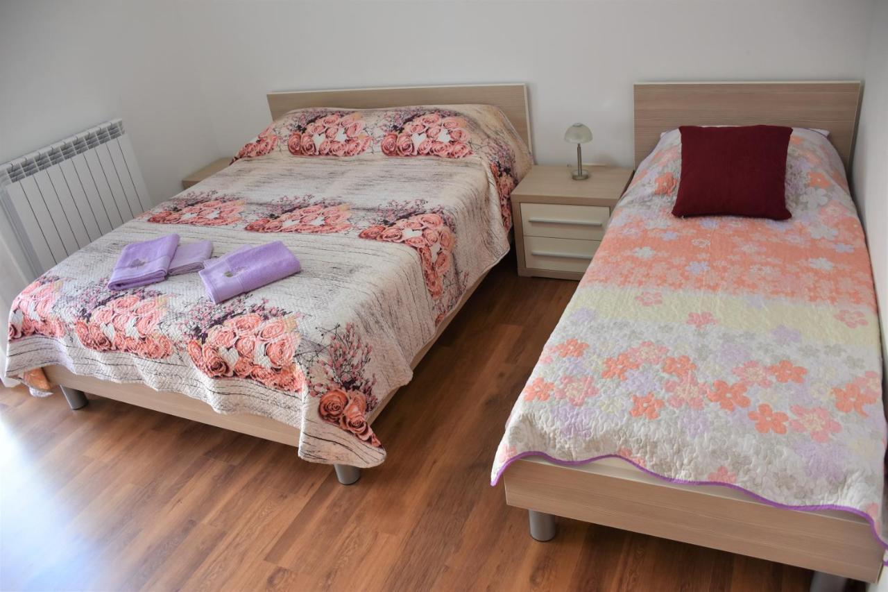 Apartmani Diana Novigrad Istria Esterno foto